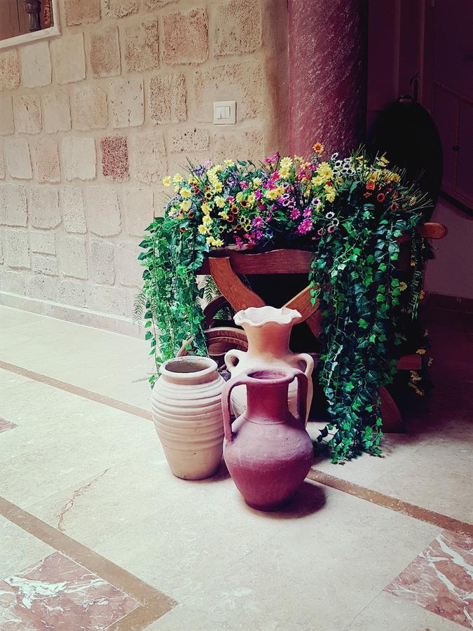 Tyre Boutique Apartments מראה חיצוני תמונה